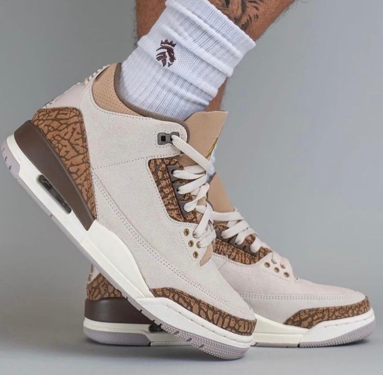 Jordán Retro 4 – Edición Street Royal Premium