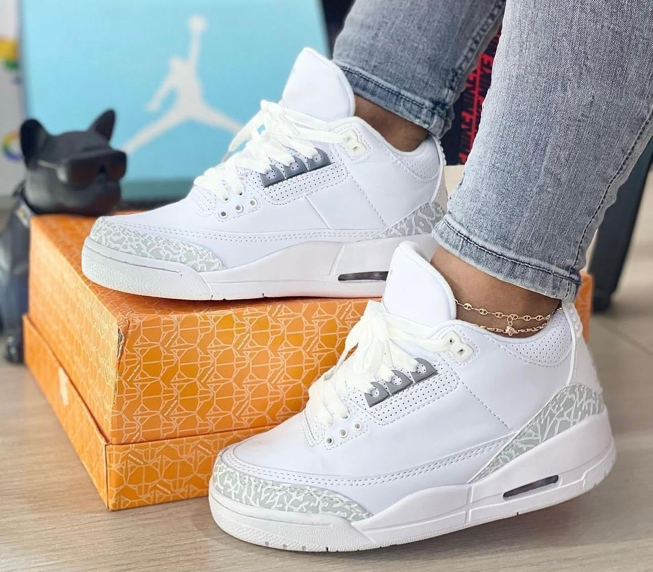 Jordán Retro 4 – Edición Street Royal Premium